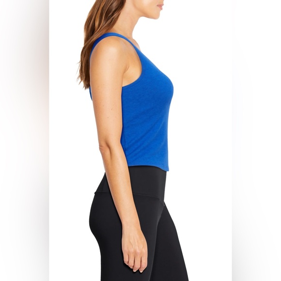 NWT Zobha Maddie Sport Bra in H. Surf The Web Blue - Picture 3 of 4